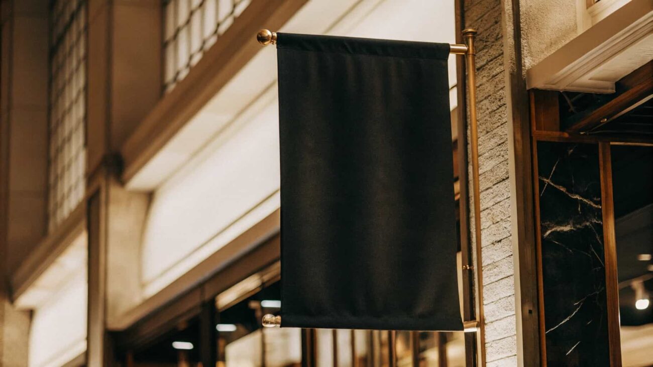 black banner l4k